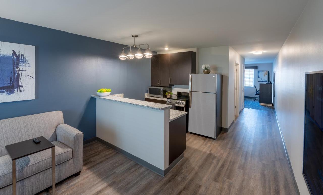 Stayapt Suites Alexandria-Fort Belvoir Экстерьер фото