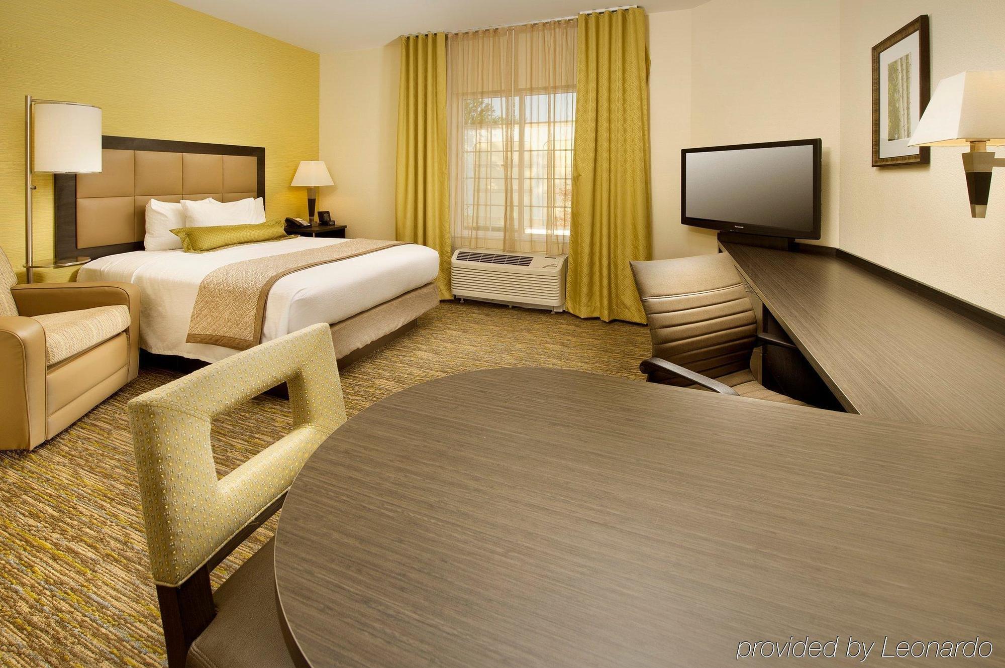 Stayapt Suites Alexandria-Fort Belvoir Экстерьер фото